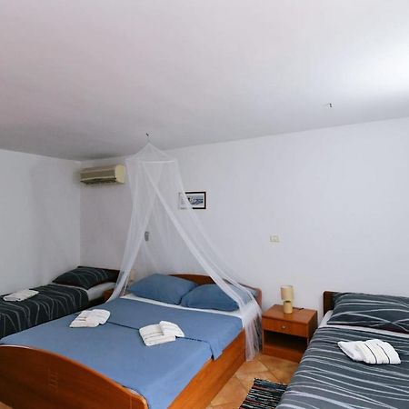 Freya'S Apartments 메덜린 외부 사진