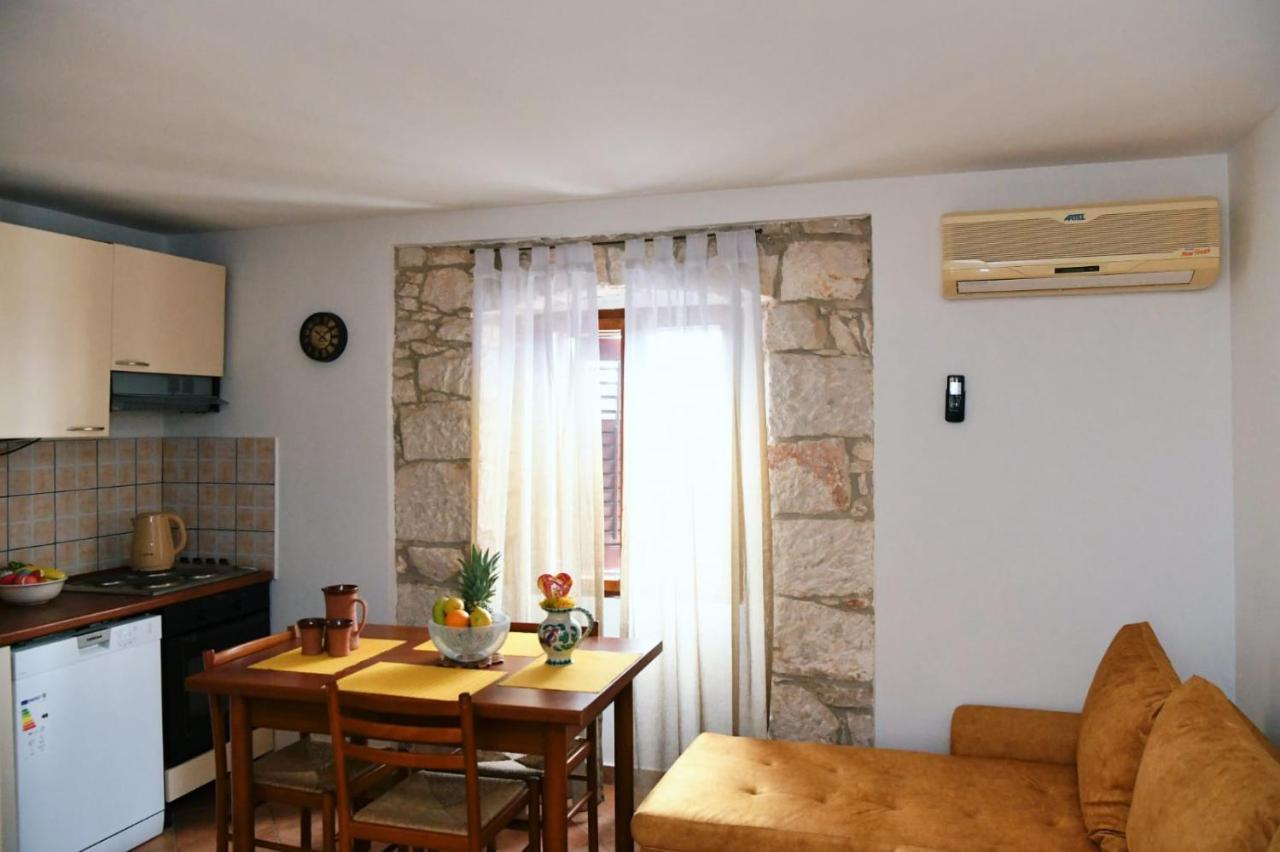 Freya'S Apartments 메덜린 외부 사진